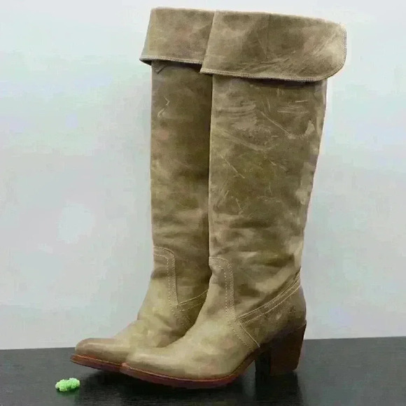 Frye Jane Women’s Distressed Tan Leather Tall Boot - Picture 1 of 11